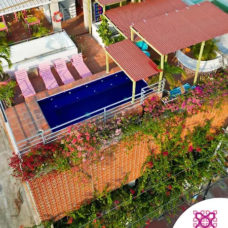 Hotel Casa Bugambilia x Ahead